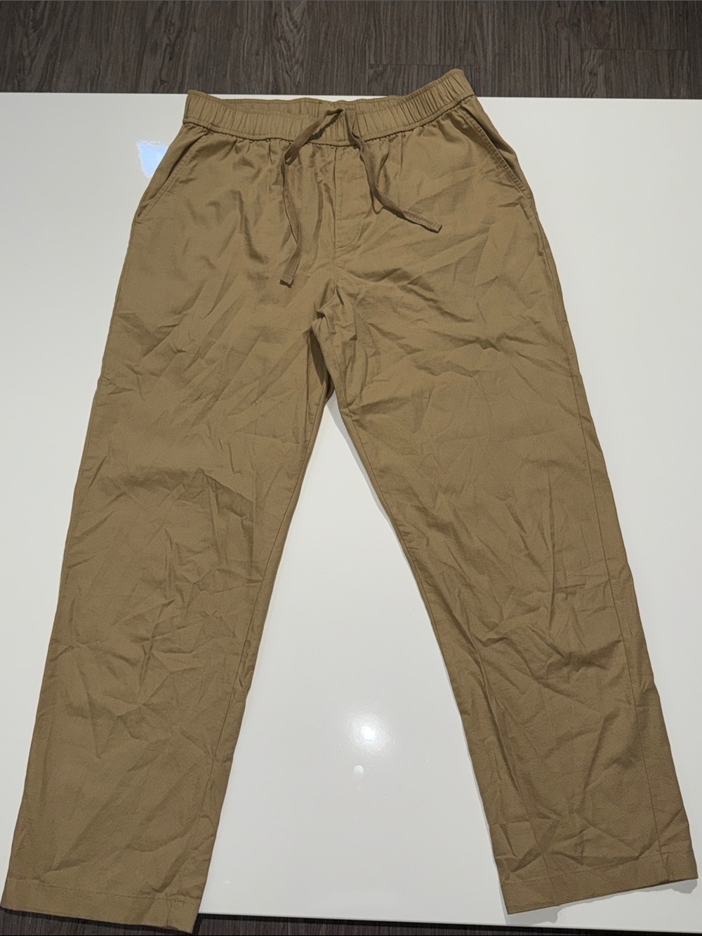 Uniqlo Men's Drawstring Chinos in Tan Size M